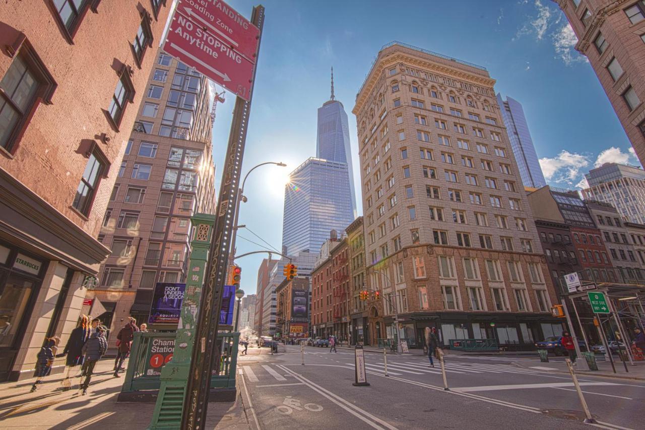 The Frederick Hotel Tribeca New York Exterior photo The World Trade Center from the South Street Seaport