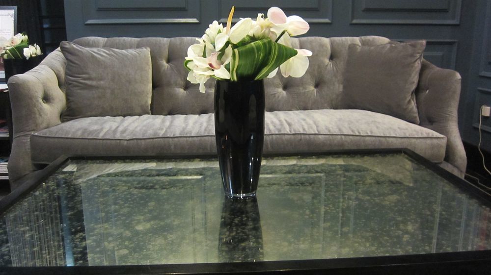The Frederick Hotel Tribeca New York Exterior photo A glass vase